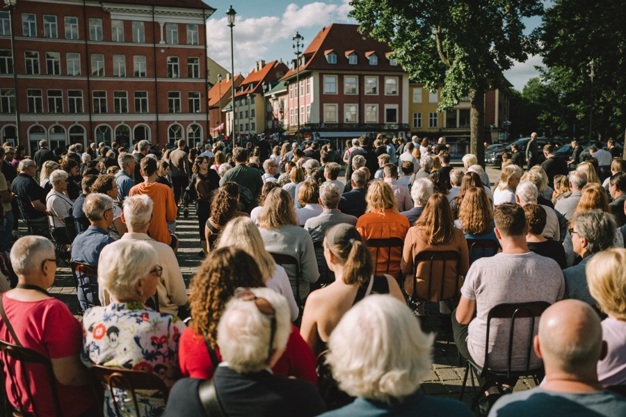 Jak pisać komunikaty prasowe, które działają?